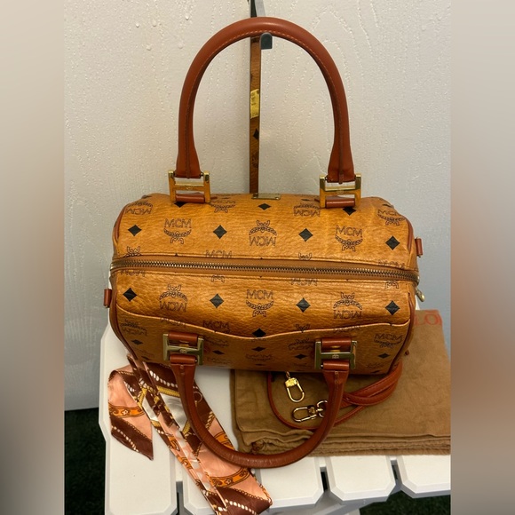 ✨Sold❗️❗️❗️Authentic Vintage Germany MCM ✨ - Picture 10 of 17